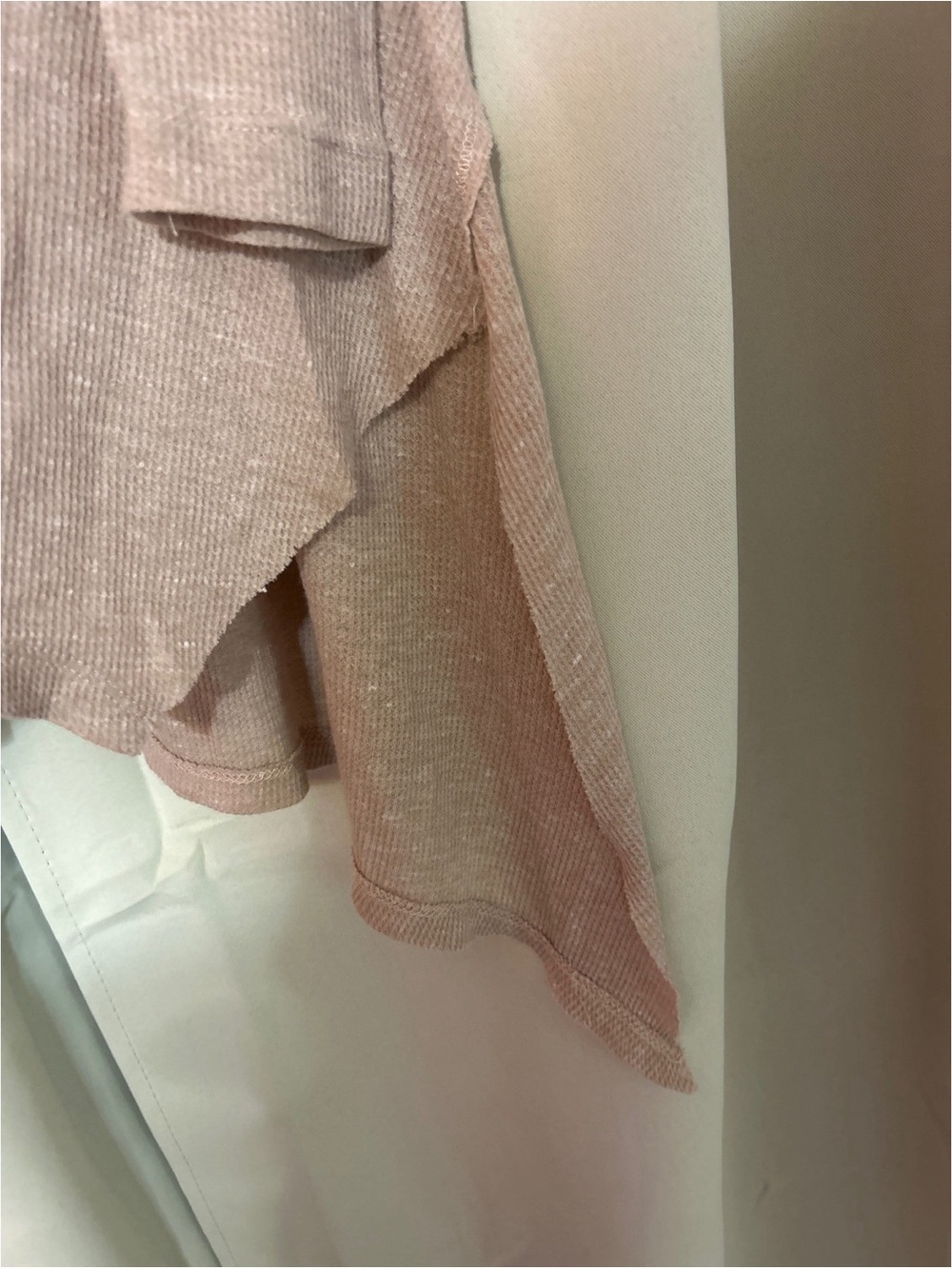 Free People We The Free Tunic XS Pink Thermal Knit Sharkbite Hem Scoop Neck - Picture 3 of 5